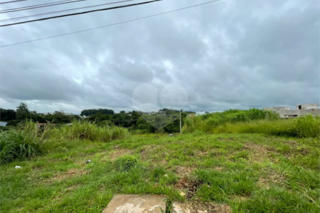 Terreno à venda no condomínio Vila Rea, Louveira - SP