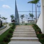 Maison Du parc- condominio de altissimo padrão - lote plano com 495,00 ms- R$ 1.920.000,00 - condominio - R$ 1.100,00 - iptu - R$ 800,00 - Área de lazer: Quadra de Tênis - Quadra Poliesportiva - campo de Futebol - Quadra de Squash - Academia - Playground - Sistema de Segurança 24hs com cerca elétri