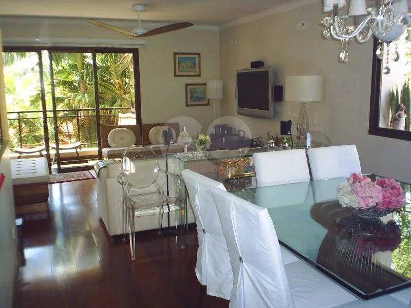 Apartamento á venda na Vila Olímpia de 156m² com 3 dormitórios, 1 suíte e 2 vagas.