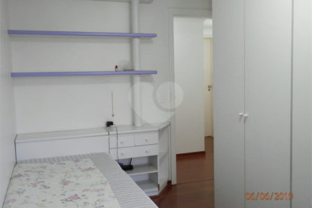 APARTAMENTO PRÓXIMO METRÔ SÃO JUDAS.
