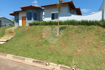 Casa de Alto Padrão no Residencial dos Lagos em Itupeva SP
