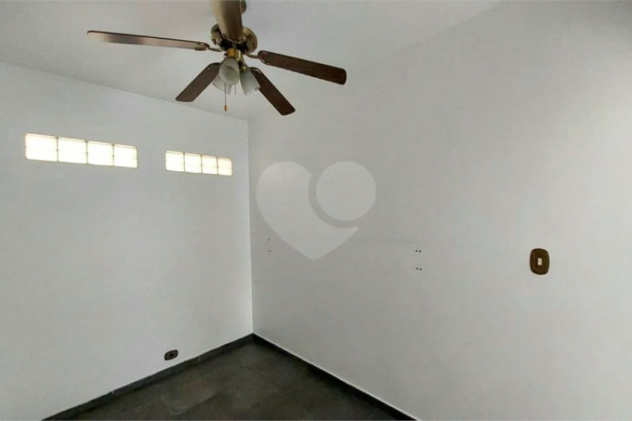 Apartamento de 03 dormitórios. Agende uma visita.