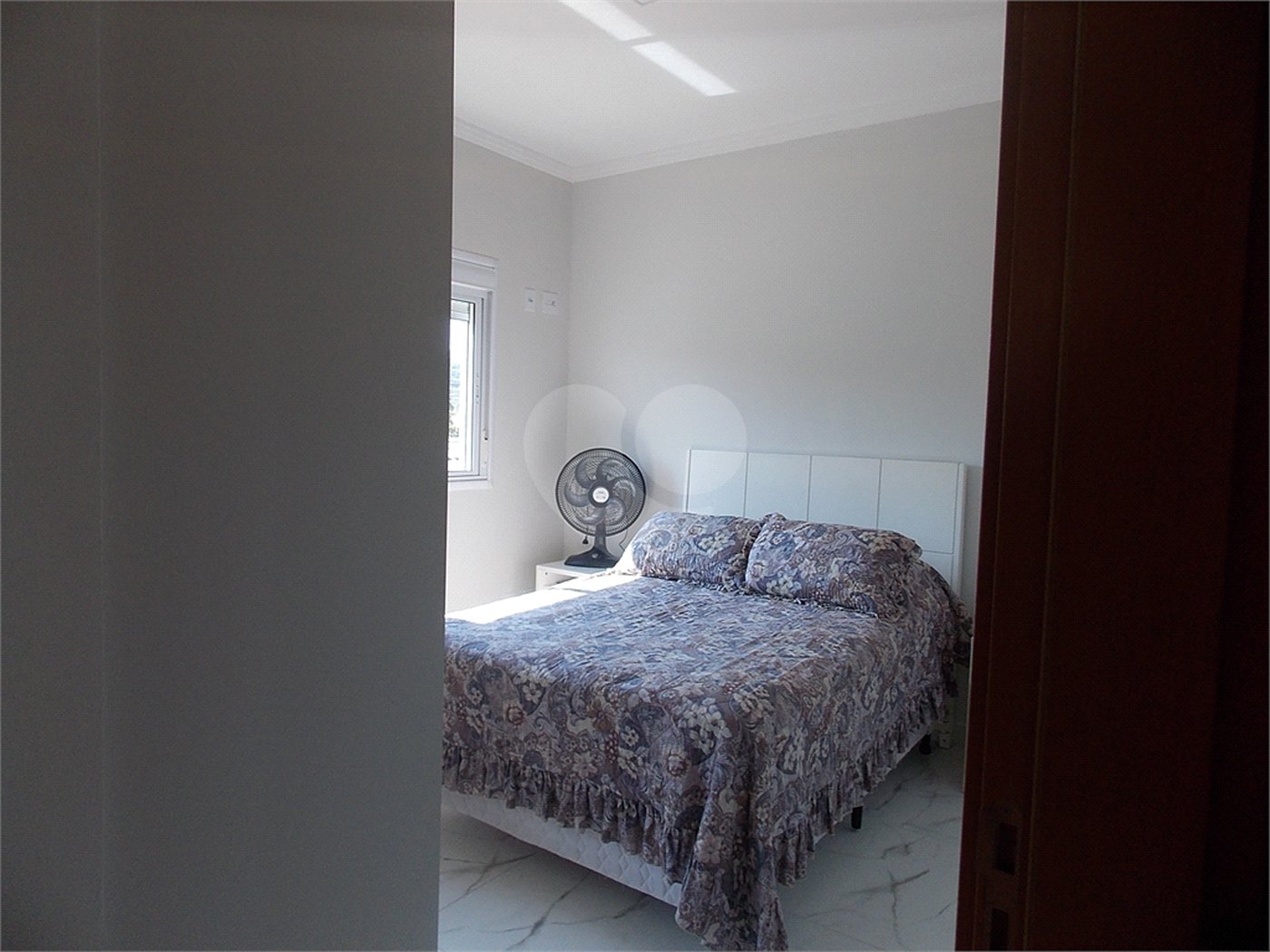 Confortável apartamento no Jardim Floresta em Aibaia sp