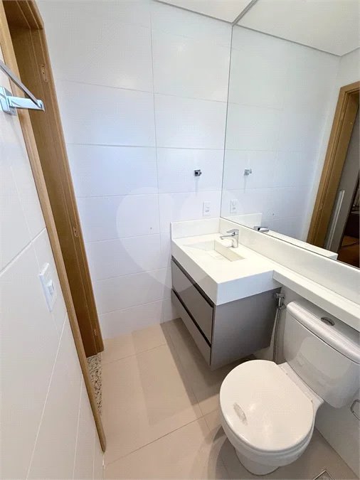 Apartamento mobiliado para locação no Edifício Montes Claros – Centro | Piracicaba/SP