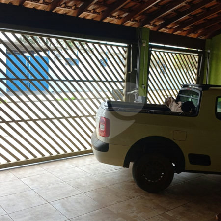 Casa à Venda no Jardim Hikare