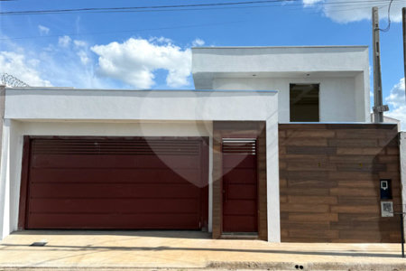 Casa no Embaré 3 quartos 1 suíte