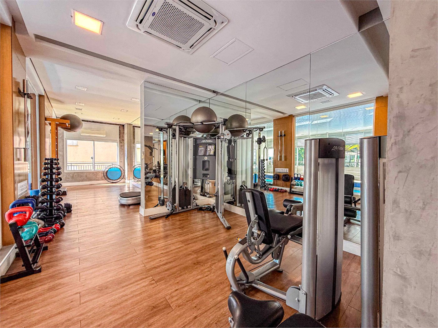 Apartamento para venda em Vila Mariana com 4 quartos, sendo 4 suítes , 250m²