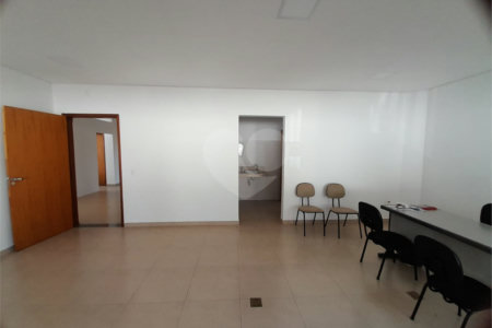Galpão Industrial no Jardim Tangará - 1.714,91 m² de Área Útil