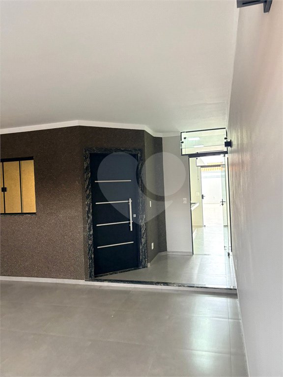 Casa no Conjunto Habitacional Dom Constantino á venda.