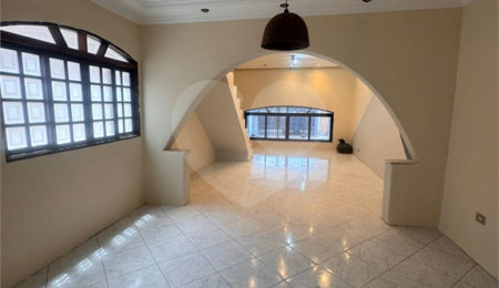 Casa à venda com 3 quartos, sendo 1 suíte,  em Parque América, São Paulo, SP