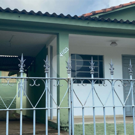 Casa térrea para venda na Vila Faria.
