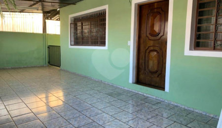 Casa à venda com 3 quartos em Santa Cecília, Paulínia, SP