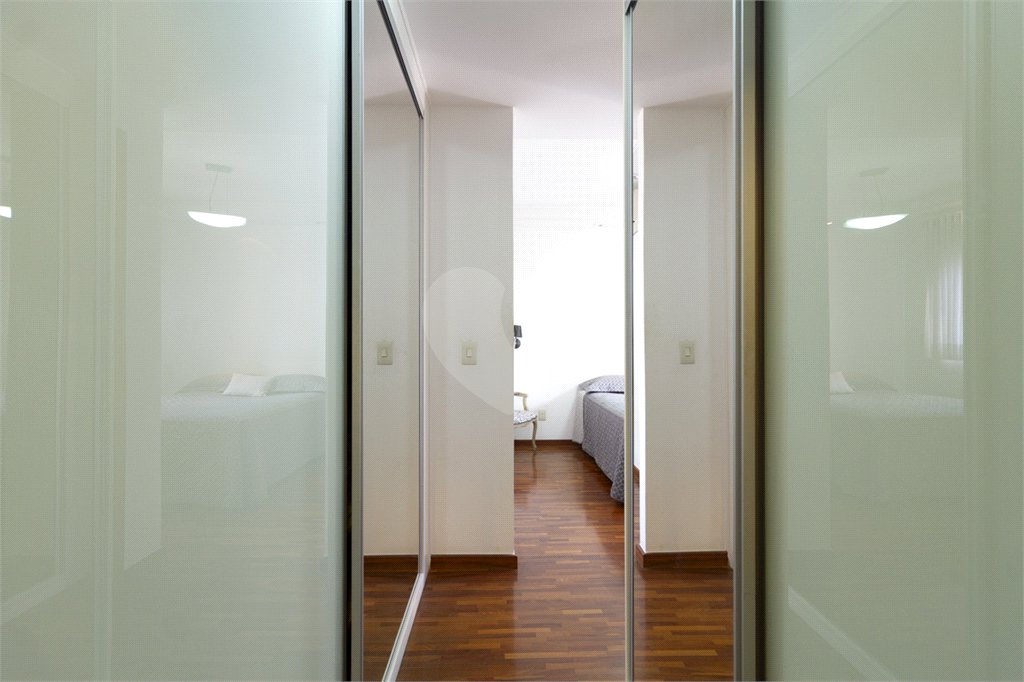 Apartamento para venda no Alto da Moóca, com 178 m², 3 suítes, 3 vagas.