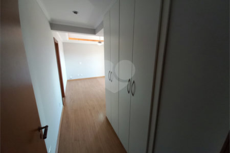 Duplex no Edifício Acapulco.