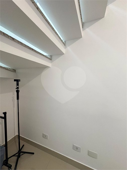 Sobrado a venda Ipiranga/SP 180m² com 3 Quartos suítes 5 banheiros 4 vagas área de serviços e Churrasqueira.