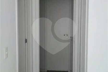 Apartamento à venda no Bom Retiro com 2 dormitórios