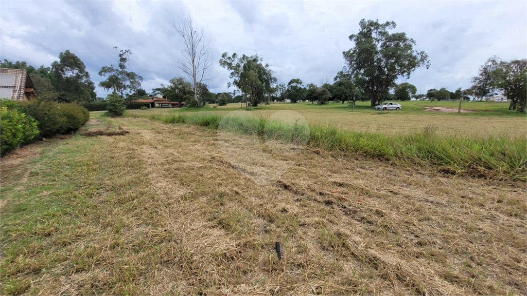 Loteamento Residencial no Condomínio Vila Pinhal do Broa.