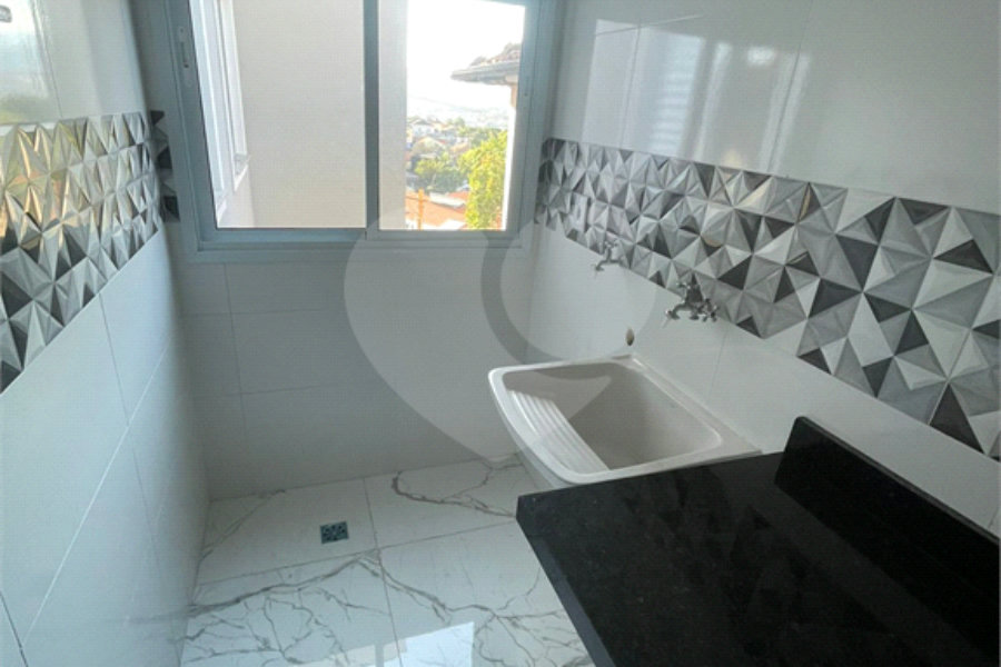Apartamento à venda com 2 quartos em Parque Vitória, São Paulo, SP