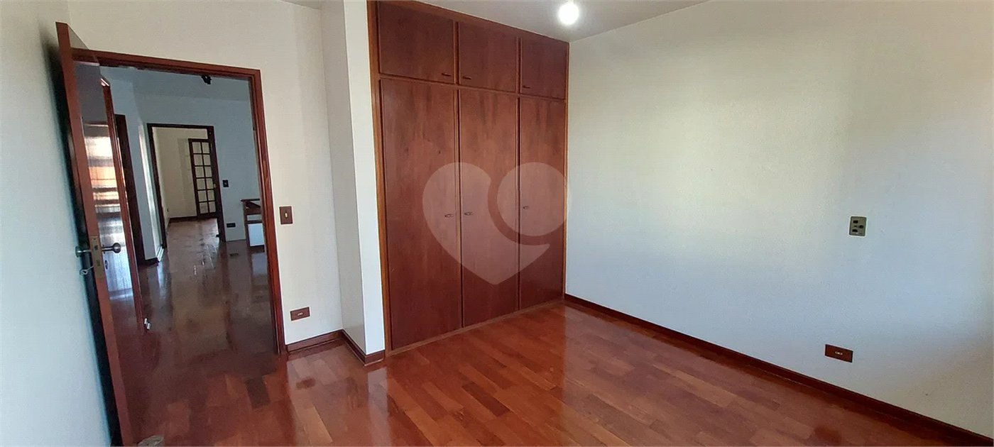 SOBRADO COM DESIGN EXCLUSIVO E LAZER COMPLETO 3 DORMITÓRIOS SENDO 1 SUÍTE