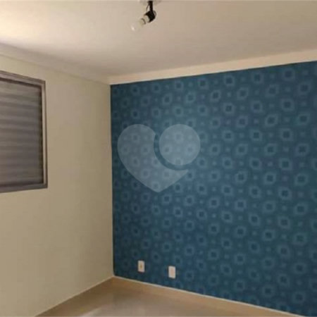 Apartamento no Condomínio Monte Nevada.
