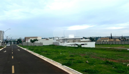 Terreno à venda no condomínio Monte das Araucárias, São Carlos - SP