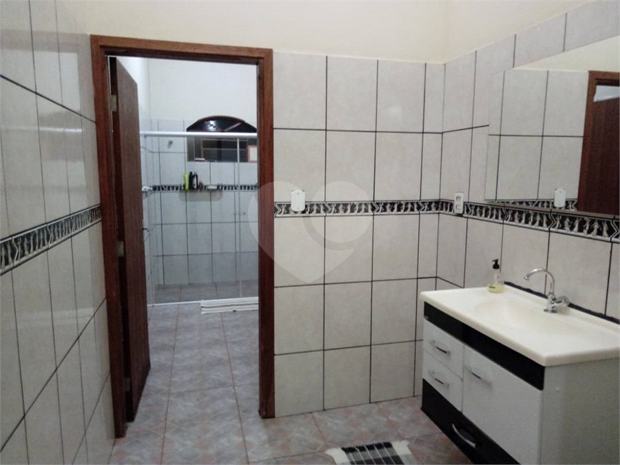 Chácara Balneário do 29 com piscina.
