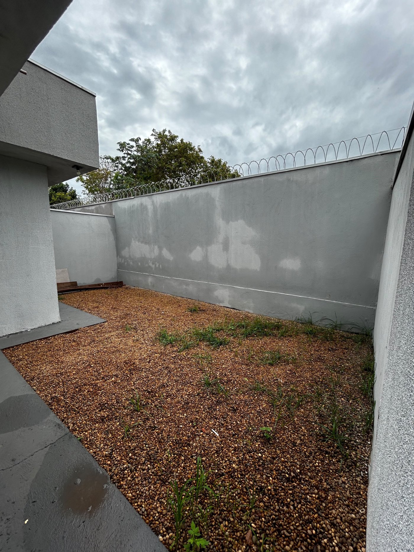 Casa à venda com 2 quartos no condomínio Alto do Capivari, Três Lagoas - MS