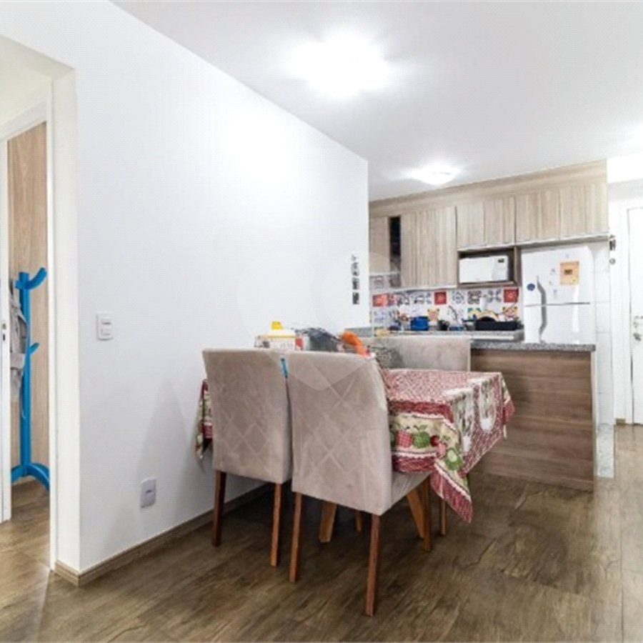 Apartamento de 02 dormitórios sendo 1 suíte