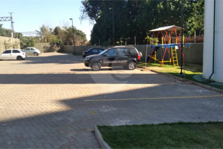 Apartamento térreo no Residencial Sineu