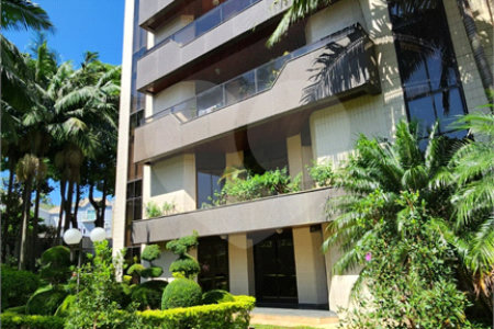 APTO 4 DORM (SUÍTES) E 5 GARAGENS NA SAÚDE