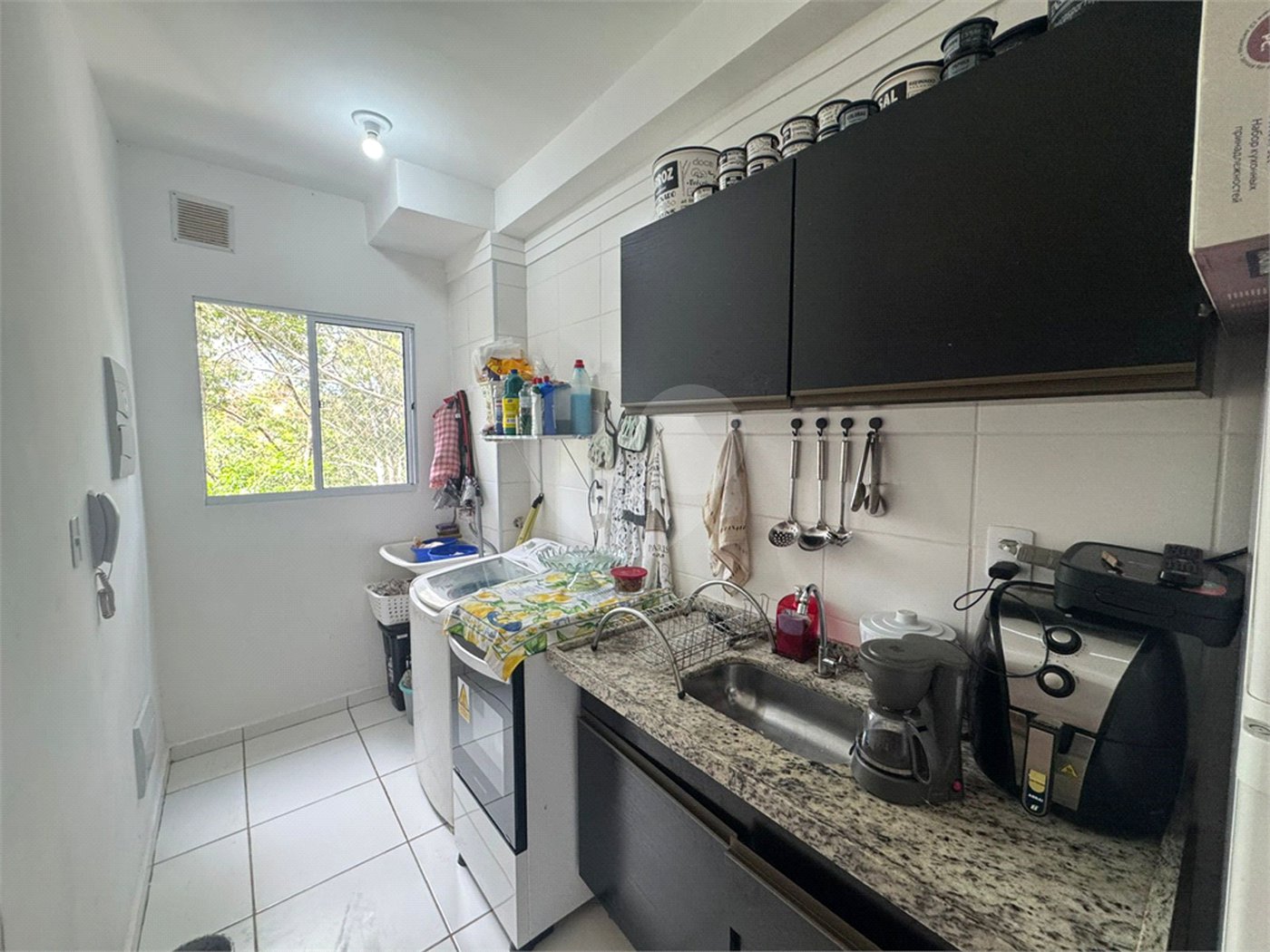 Apartamento de 49m2 á venda, no Parque das Oliveiras, em São Carlos.