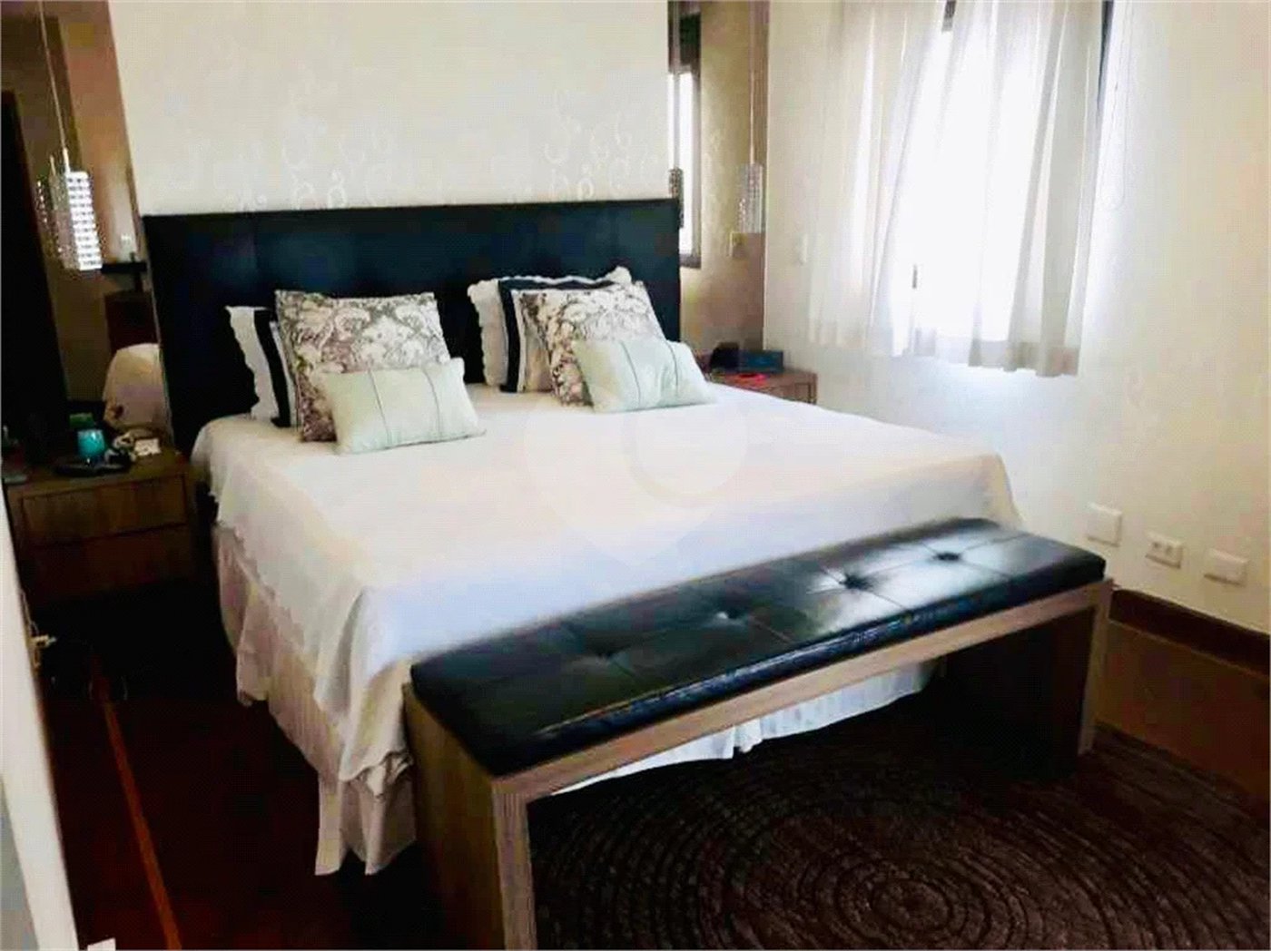 Apartamento à venda na Saúde de 500m² com 5 dormitórios, 4 suítes e 5 vagas