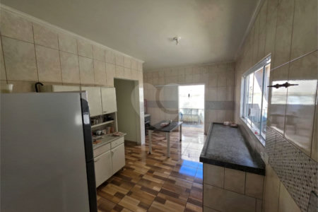 Casa 2 quartos Jardim Zavaglia