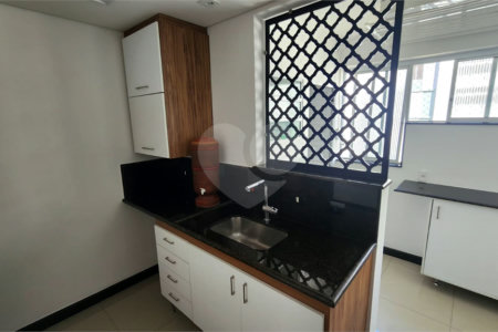 Apartamento no Condomínio Edifício Manaus em Ribeirão Preto para Venda