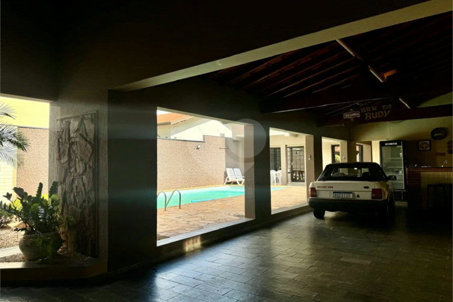 Belíssimo sobrado estilo edícula com 5 dormitórios, à venda na Nova Piracicaba em Piracicaba/ SP.