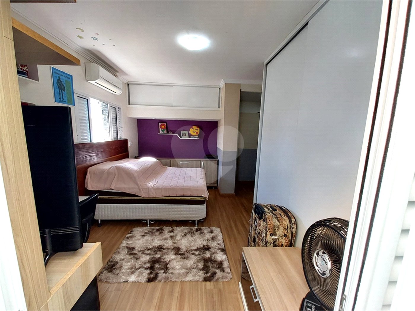 Casa residencial com ponto comercial a venda no Centro