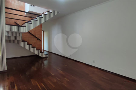Casa à Venda em São Carlos, no bairro Portal do Sol