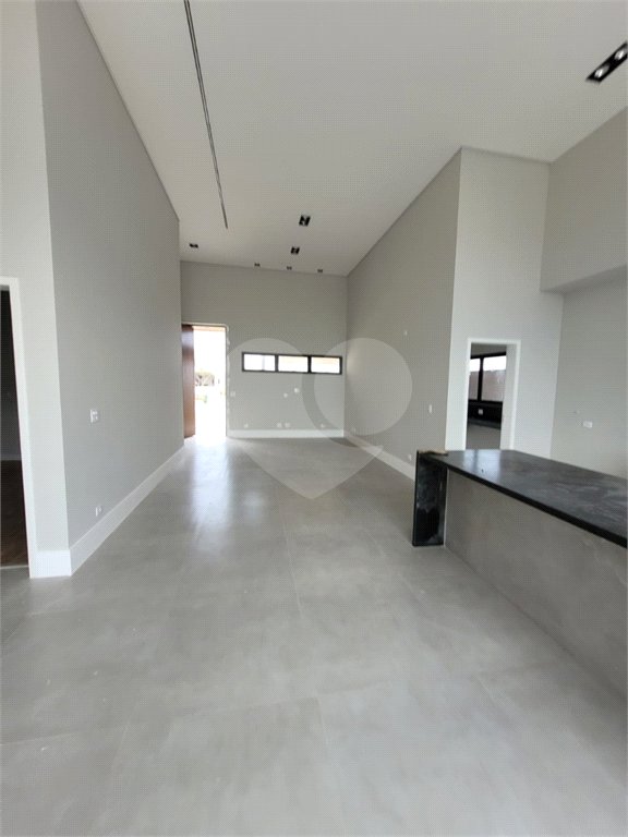 CASA A VENDA NO CONDOMINIO RESERVA RUDÁ COM PISCINA, 3 SUÍTES, 2 VAGAS, SÃO JOSÉ DOS CAMPOS/SP.