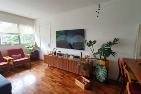 Lindo Apartamento no Bairro do Itaim-Bibi com 2 quartos e 1 vaga de garagem