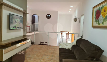 Casa à venda com 3 quartos, sendo 1 suíte,  em Vila Esperança, São Paulo, SP