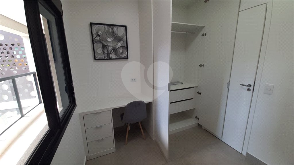 Apartamento para locação 45m2 na Bela Vista 2 dormitórios 1 vaga Próximo à Av. Paulista