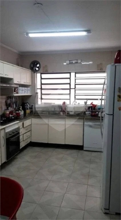 Sobrado a venda no Tremembé com 327m², com 4 dormitórios 2 suítes e 2 vaga de garagem