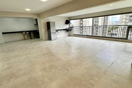 Apartamento com 4 quartos (3 suítes) e 2 vagas à venda no Tatuapé