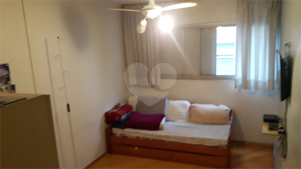 Apartamento de 2 quartos à venda perto do Metrô Paraíso! Excelente localização!