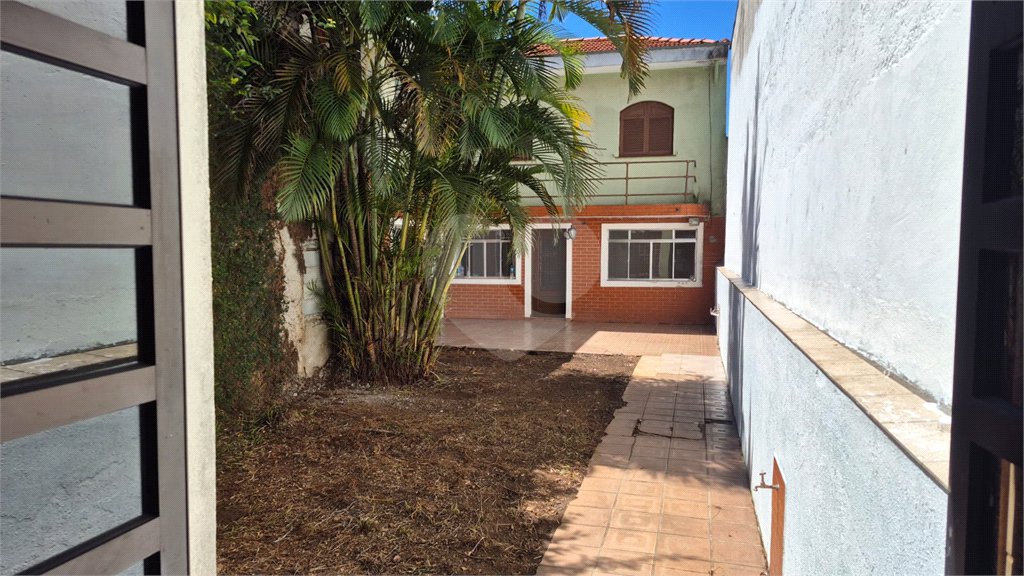 Casa residencial ou comercial com mais de 200m² na região do Jardim da Saúde em São Paulo - SP.