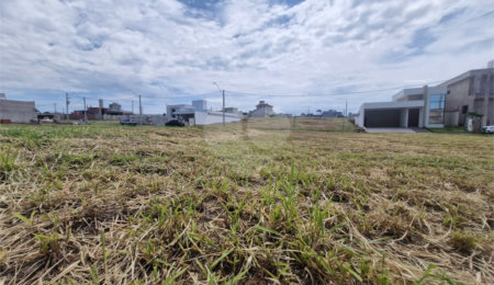 Terreno à venda no condomínio Monte das Araucárias, São Carlos - SP