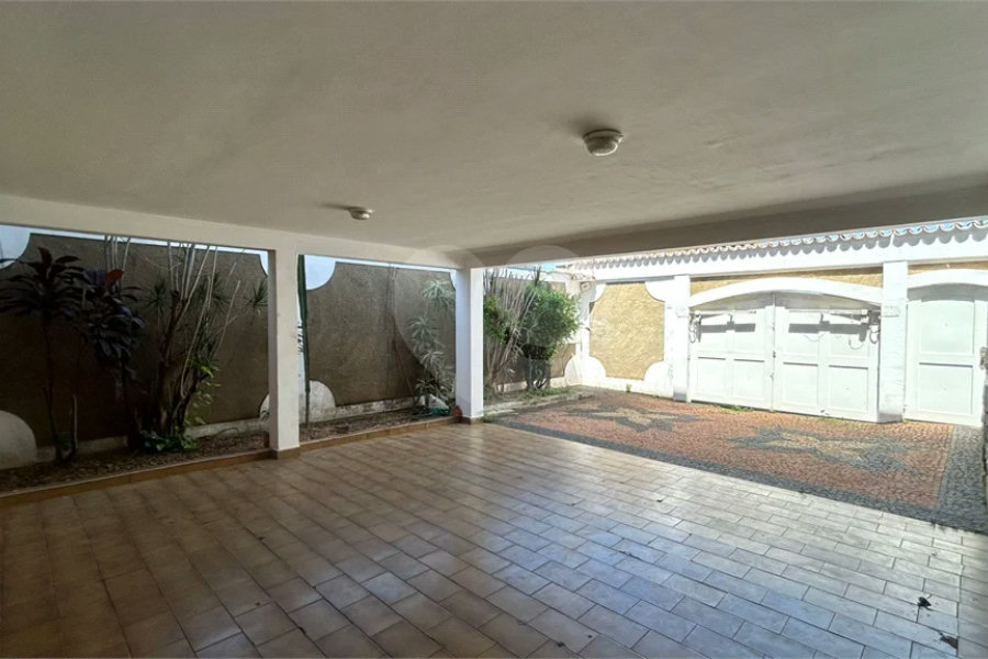 Venda Casa com 4 Dormitórios no Parque Santa Cecília