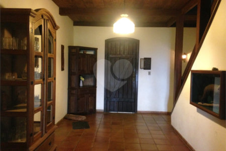 Casa à venda no Pico do Olho D'água em Mairiporã