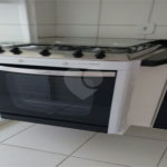 Apartamento à venda, com 1 quarto, armários, varanda, 1 vaga no Jaraguá em São Paulo