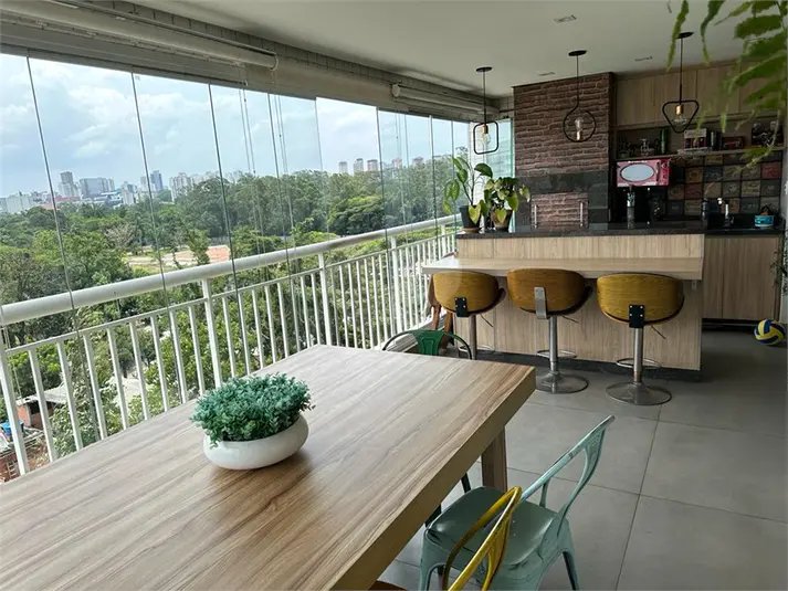 Apartamento à venda com 4 quartos, sendo 3 suítes, em Jardim Marajoara, São Paulo, SP